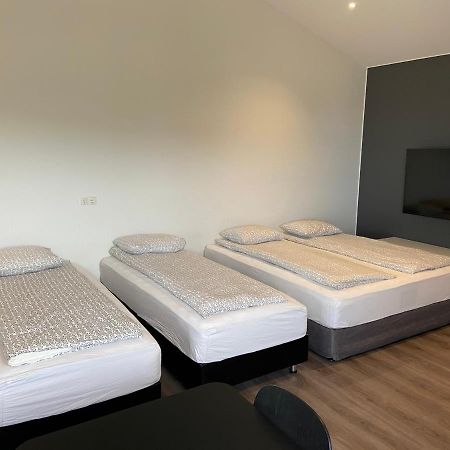 4 Person Room With Private Entrance And Bathroom เค็ปลาวิก ภายนอก รูปภาพ